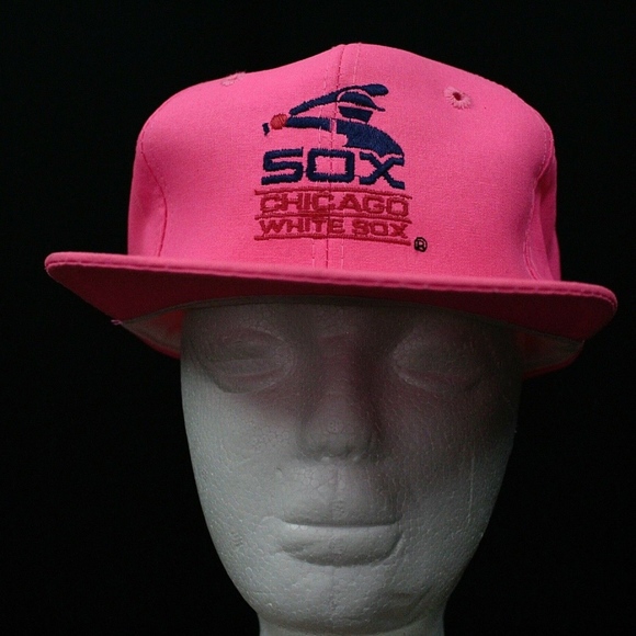Twins Enterprises Other - VINTAGE Neon Pink Chicago White Sox Snapback Hat